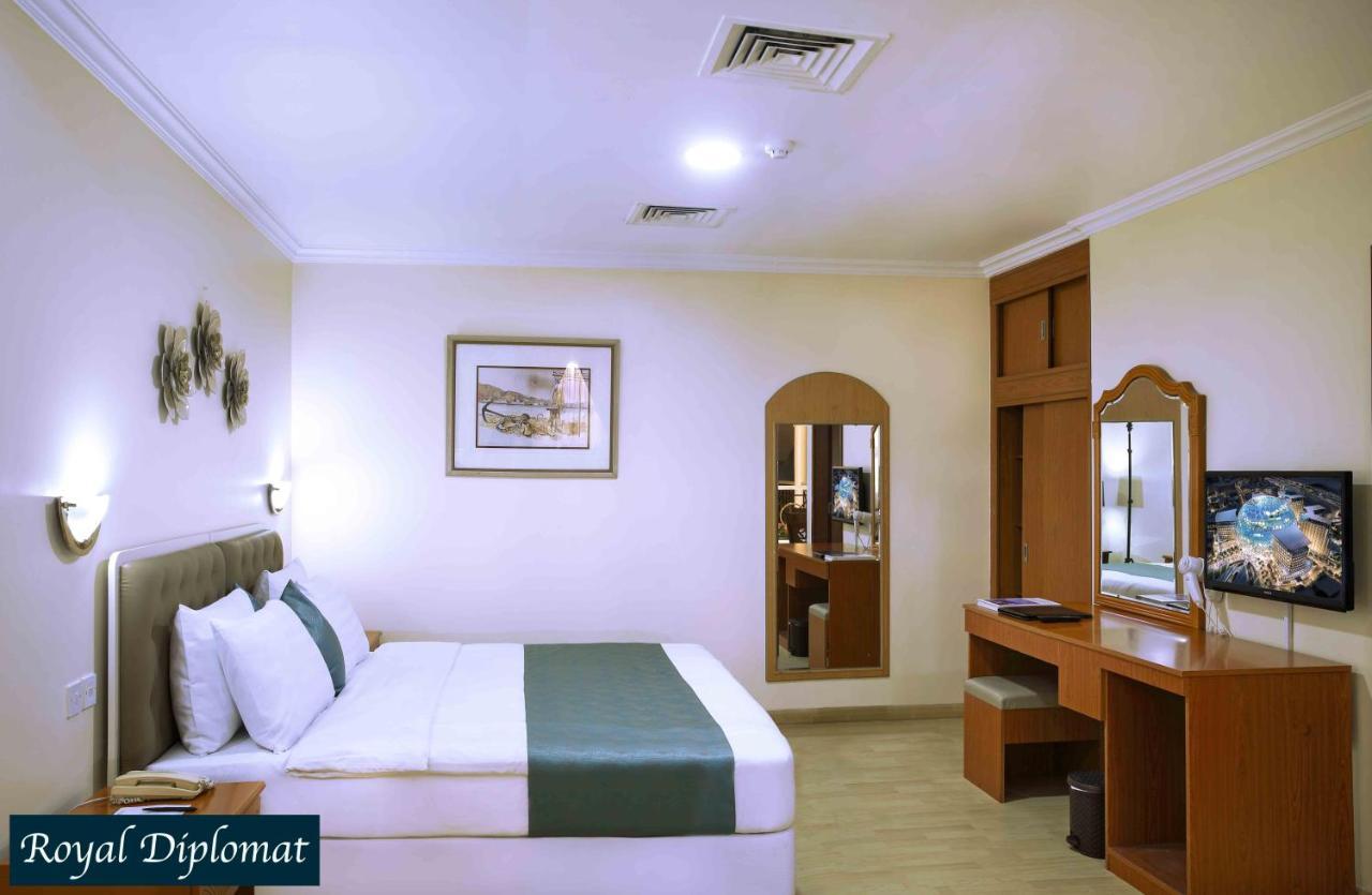 อัล ซีฟ โฮเทล Hotel ชาร์จาห์ ภายนอก รูปภาพ