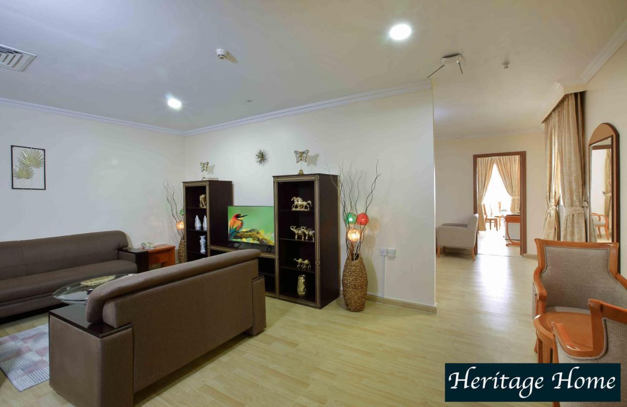 อัล ซีฟ โฮเทล Hotel ชาร์จาห์ ภายนอก รูปภาพ