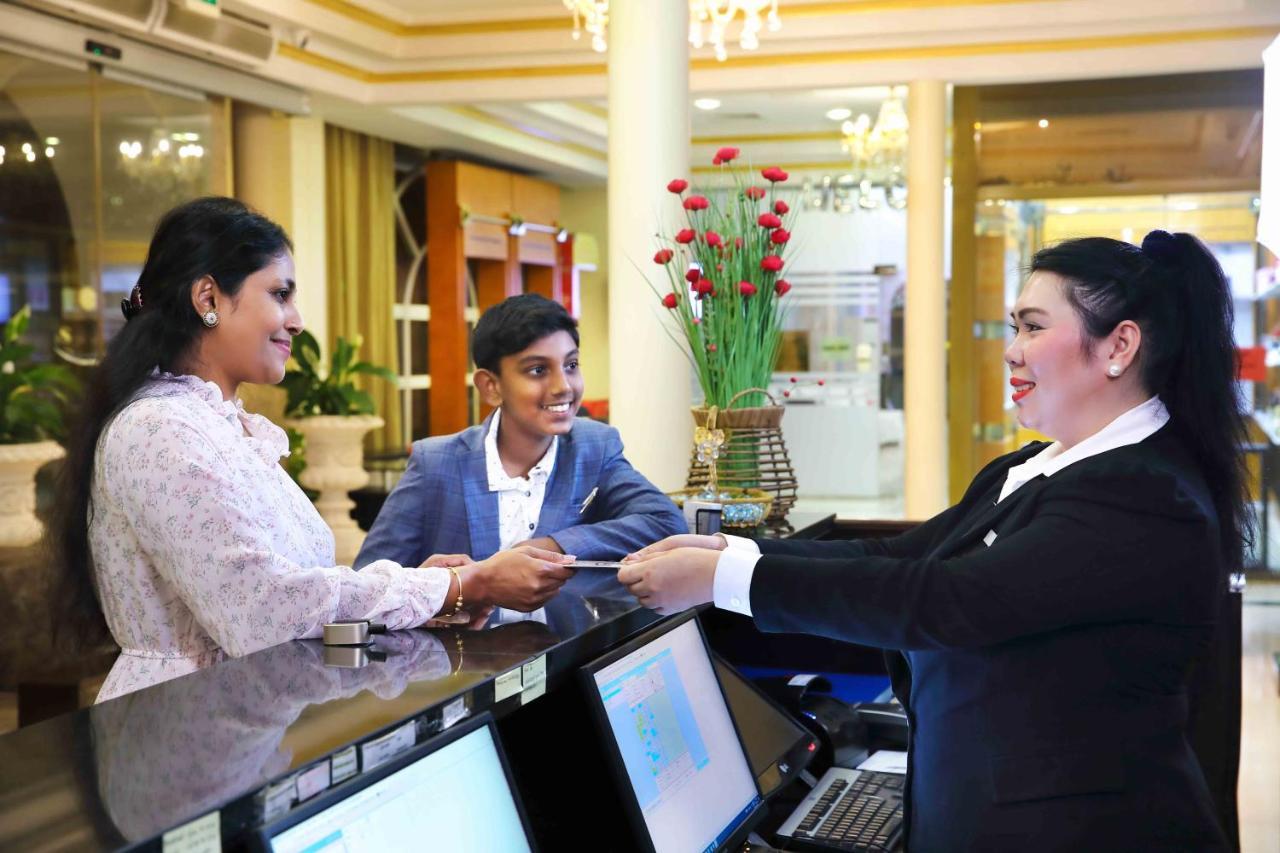 อัล ซีฟ โฮเทล Hotel ชาร์จาห์ ภายนอก รูปภาพ
