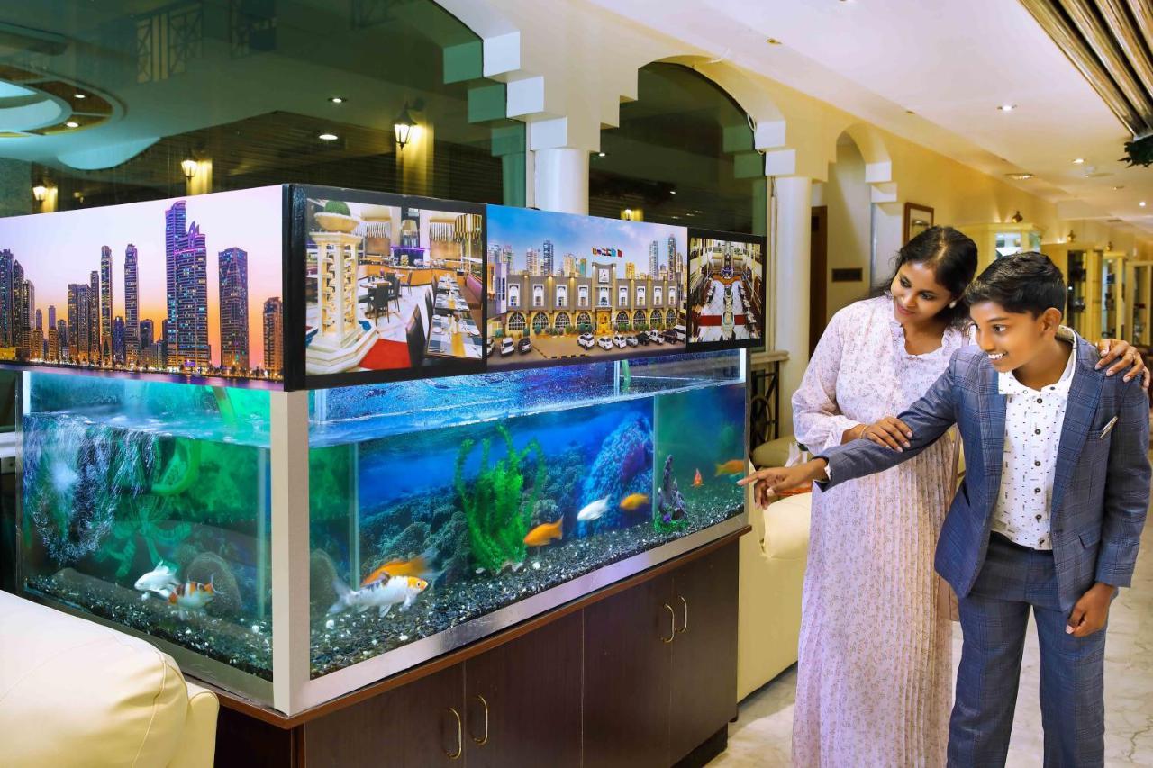 อัล ซีฟ โฮเทล Hotel ชาร์จาห์ ภายนอก รูปภาพ