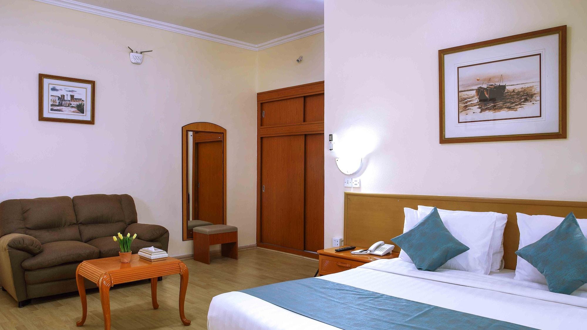 อัล ซีฟ โฮเทล Hotel ชาร์จาห์ ภายนอก รูปภาพ