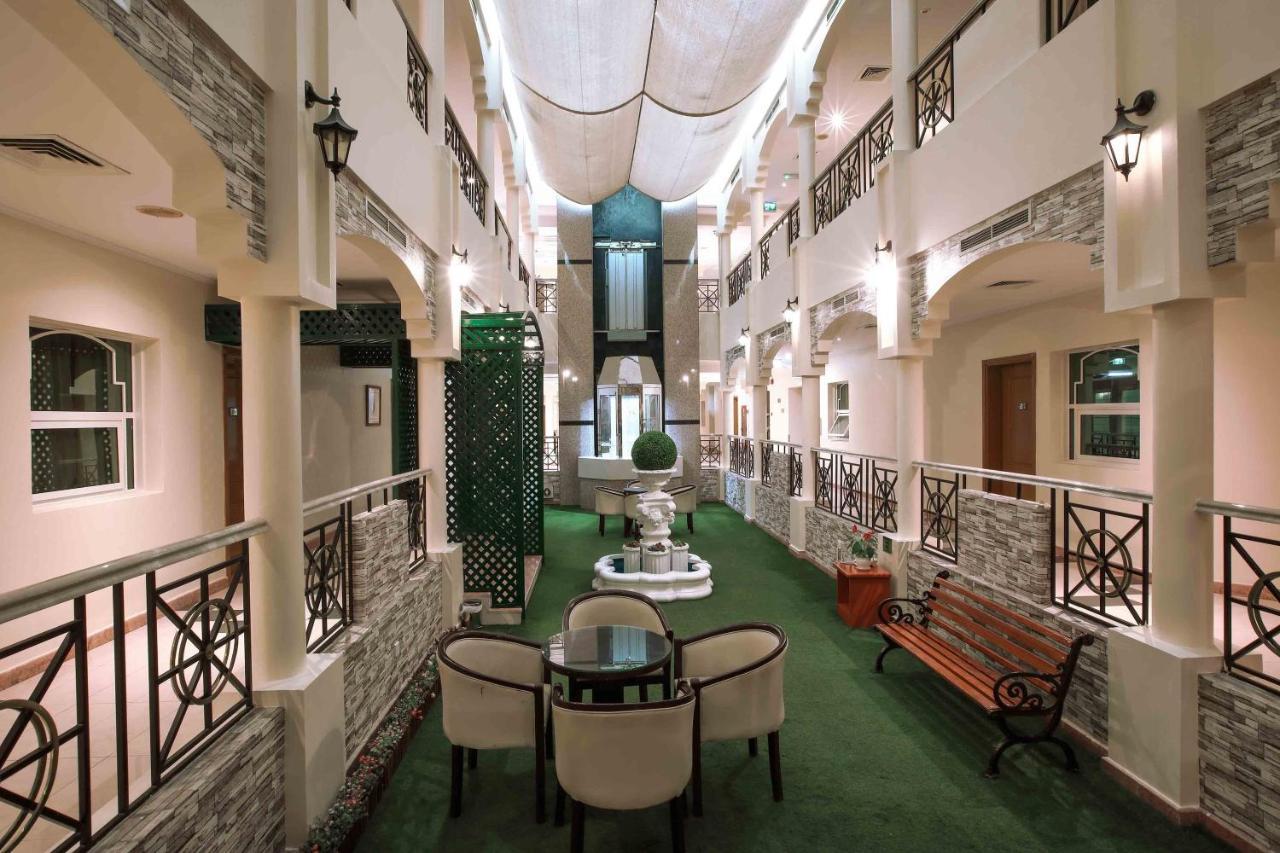 อัล ซีฟ โฮเทล Hotel ชาร์จาห์ ภายนอก รูปภาพ